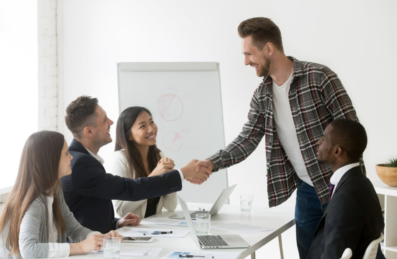 Mejorar-mi-relación-con-los-clientes-con-un-CRM